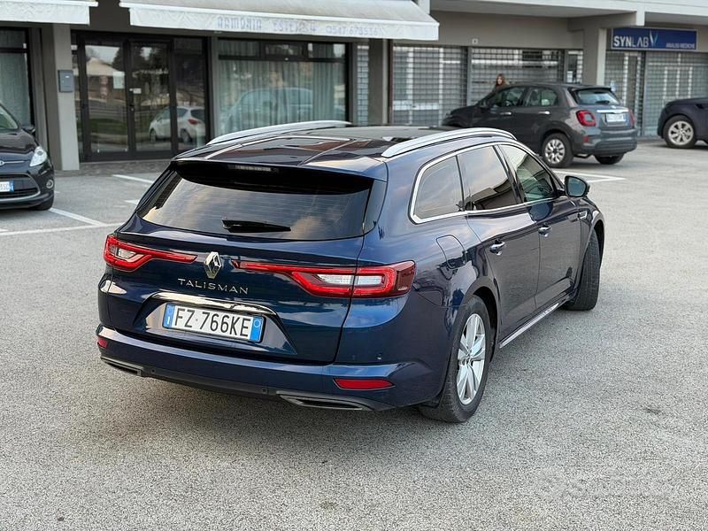 Usata Renault Talisman 160 CV (117 kW) 2019 Blu Station wagon