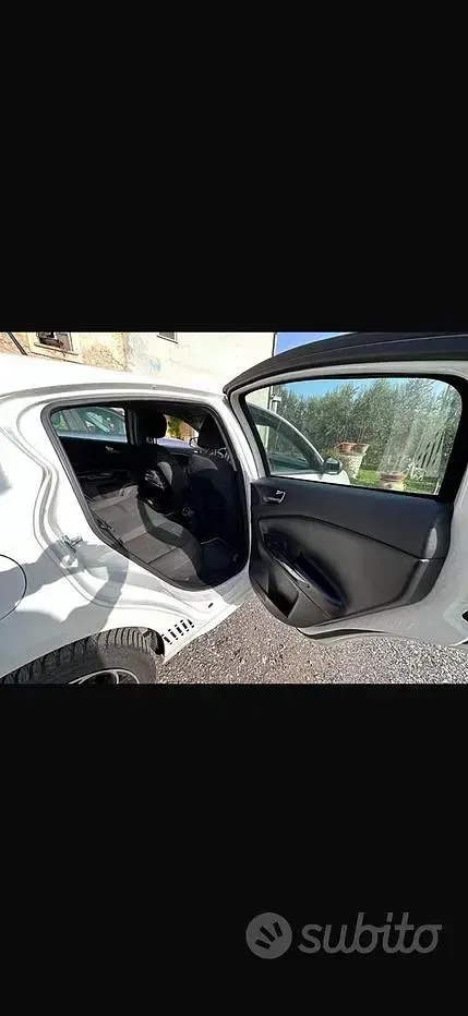 Usata Alfa Romeo Giulietta 109 CV (80 kW) 2013 Bianco Utilitaria