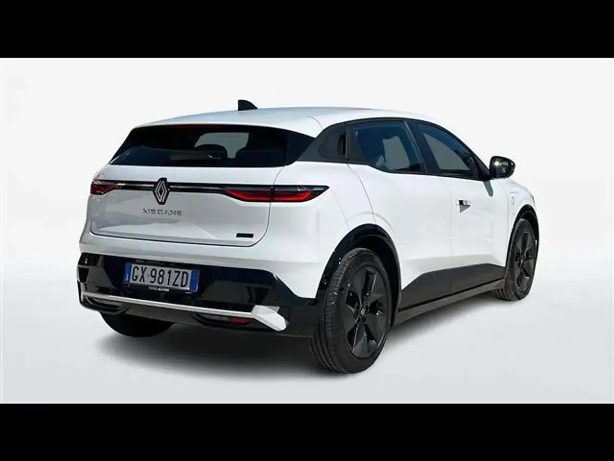 Usado Renault Megane E-Tech Evolution 55 kW (75 CV) 2025 Blanco Berlina