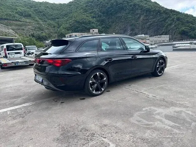 Usata Cupra Leon 150 CV (110 kW) 2025 Nero Station wagon