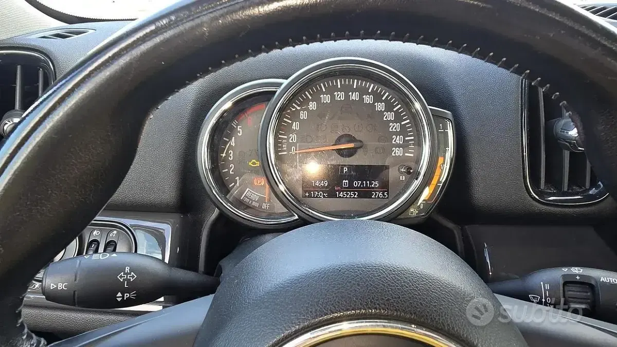 Usata Mini Countryman 111 CV (81 kW) 2018 Nero SUV