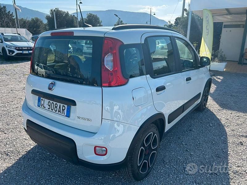 Usata Fiat Panda 69 CV (50 kW) 2022 Bianco Utilitaria