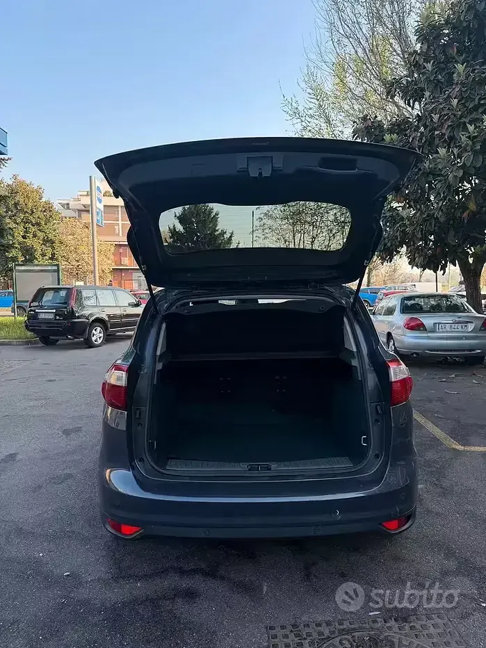 Usata Ford C-MAX Titanium 115 CV (84 kW) 2012 Bianco Monovolume