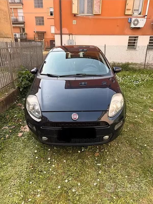Usata Fiat Grande Punto 77 CV (56 kW) 2017 Utilitaria