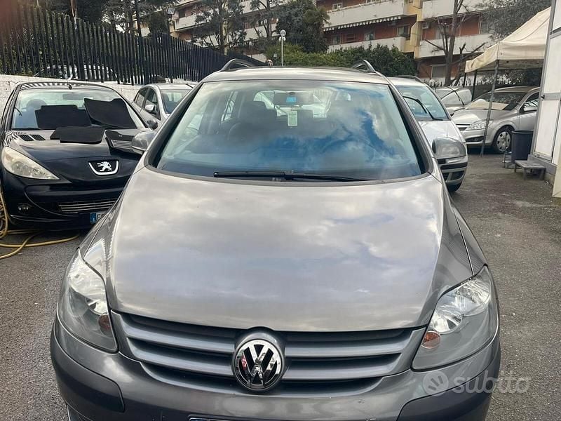 Usata VW Golf Plus Cross Trendline 2011 Grigio Monovolume