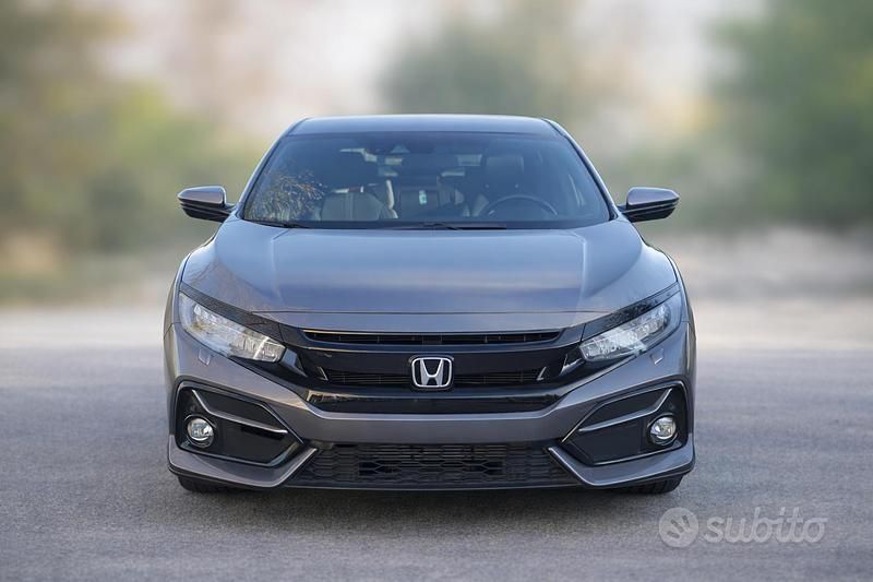 Usata Honda Civic Elegance 126 CV (92 kW) 2021 Grigio Berlina