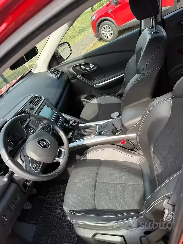 Usata Renault Kadjar 131 CV (96 kW) 2015 Rosso SUV
