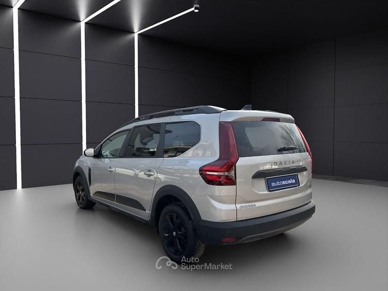Usata Dacia Jogger Extreme 101 CV (74 kW) 2022 Blue marine Monovolume