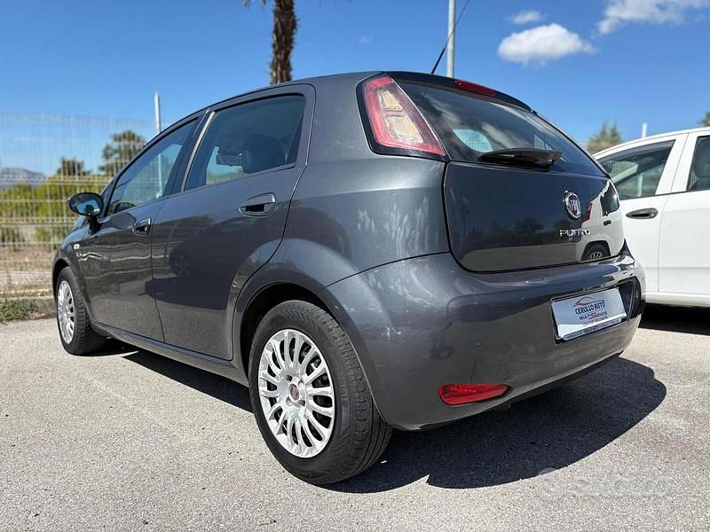 Usata Fiat Punto Evo S 95 CV (69 kW) 2011 Grigio Utilitaria