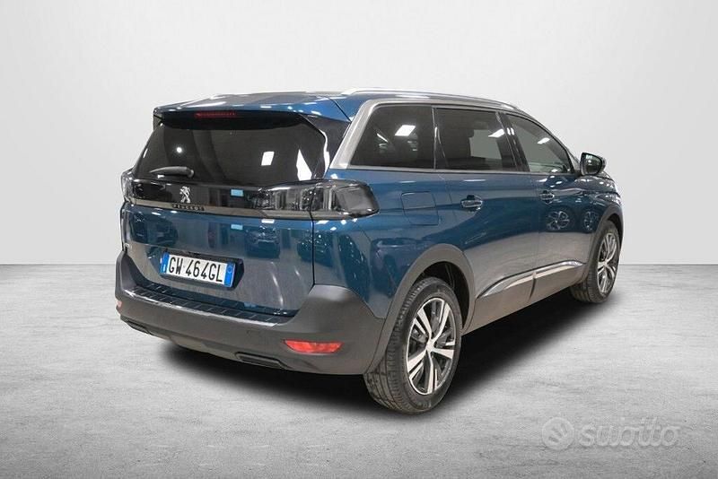Usata Peugeot 5008 Allure 131 CV (96 kW) 2024 Blu SUV