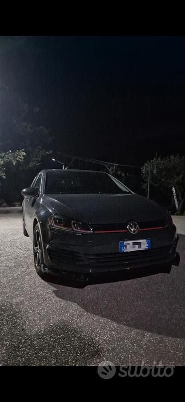 Usata VW Golf VII 85 CV (62 kW) 2014 Grigio Utilitaria