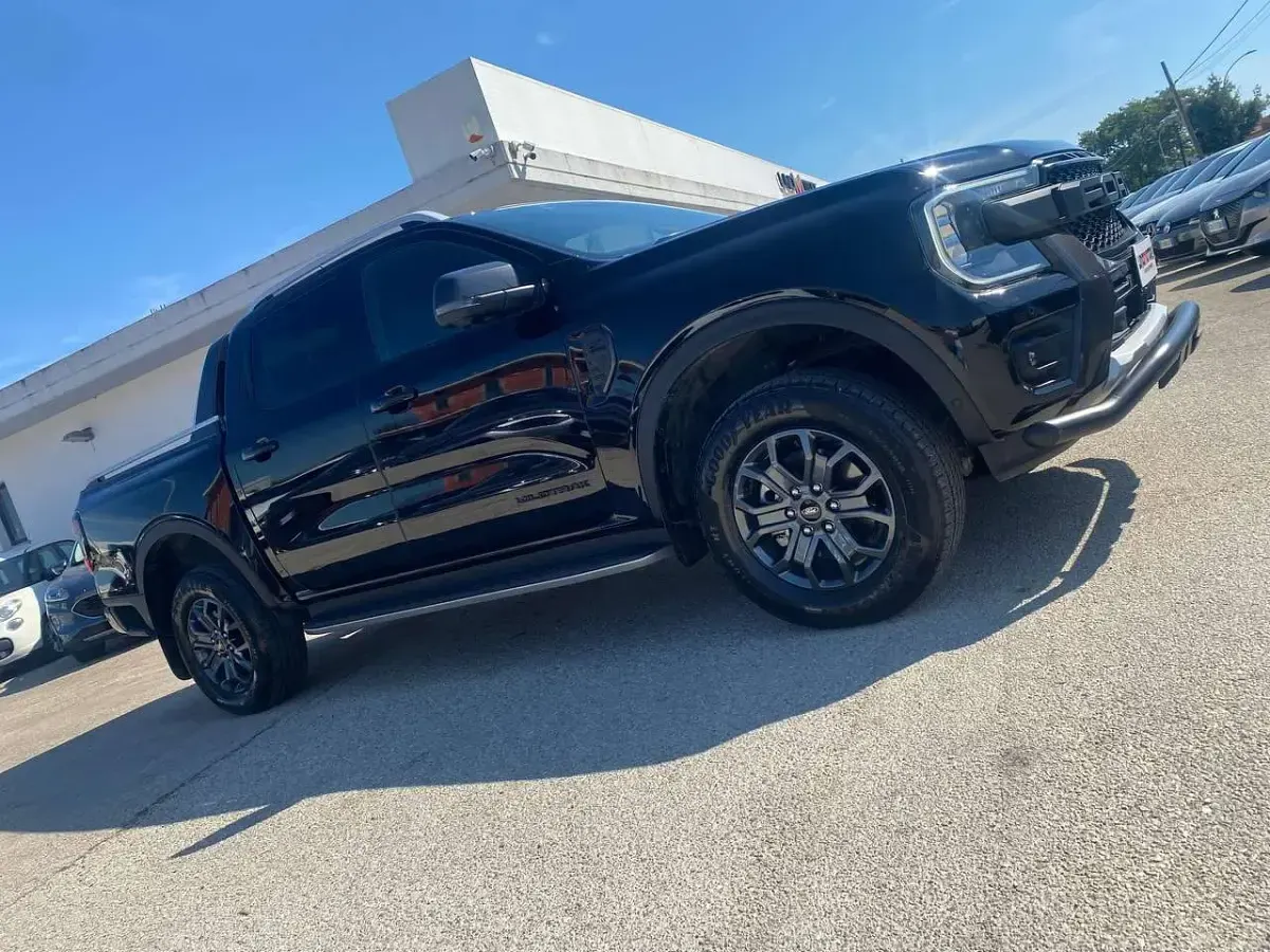 Usata Ford Ranger Wildtrack 205 CV (150 kW) 2024 Nero Pick-up