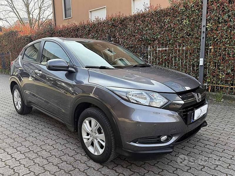 Usata Honda HR-V Elegance 131 CV (96 kW) 2017 Grigio / metallizzato SUV