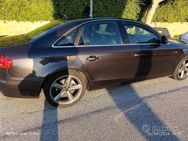 Usata Audi A4 143 CV (105 kW) 2012 Grigio Berlina
