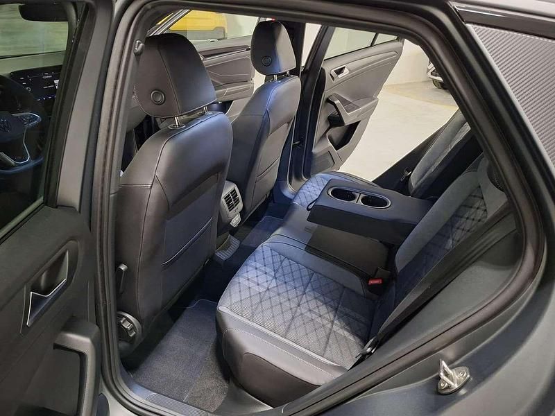 Nuova VW T-Roc R-line Plus 116 CV (85 kW) 2025 Indium grey opaco SUV