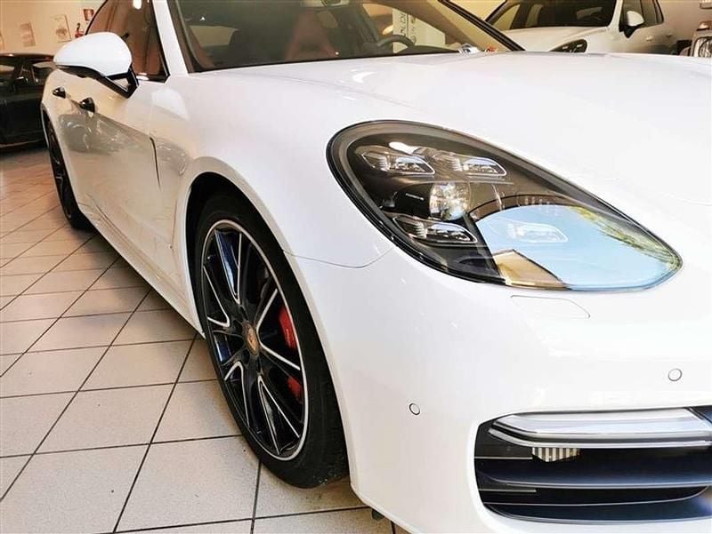Usata Porsche Panamera Turbo Executive 549 CV (403 kW) 2019 Berlina