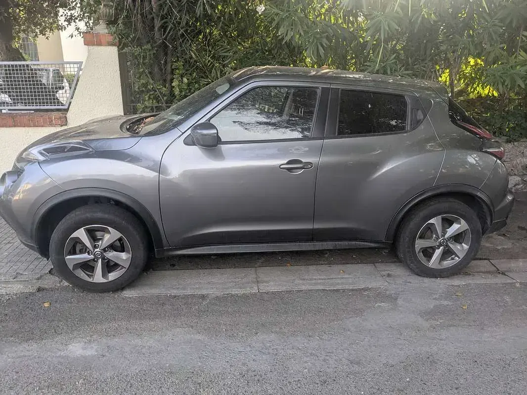 Usata Nissan Juke Acenta 116 CV (85 kW) 2019 Grigio SUV