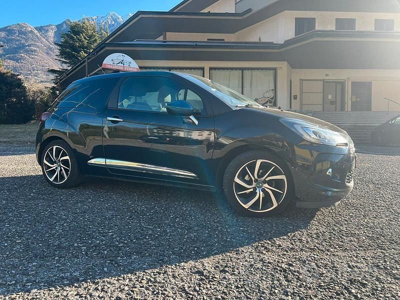 Gebraucht DS Automobiles DS3 75 PS (55 kW) 2015 Schwarz Kleinwagen