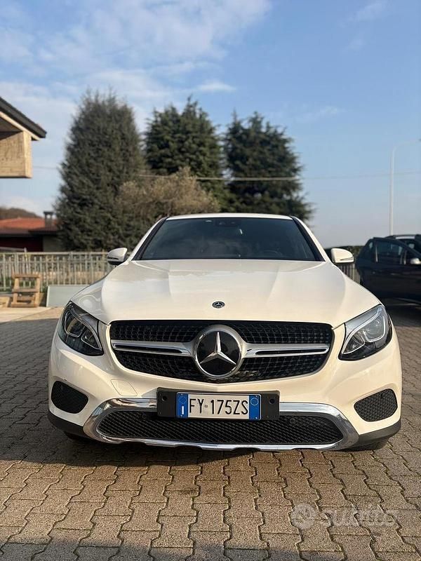 Usata Mercedes GLC220 Exclusive 169 CV (124 kW) 2018 Bianco SUV