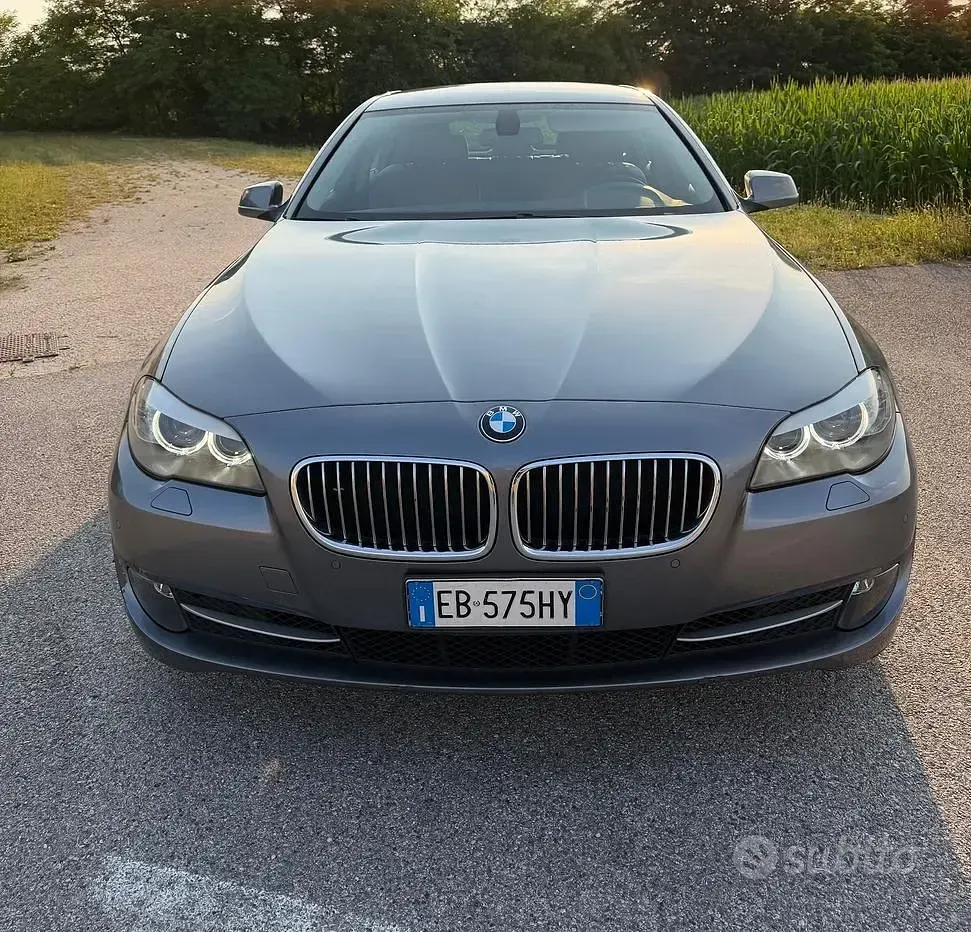 Usata BMW 520 184 CV (135 kW) 2010 Grigio Station wagon