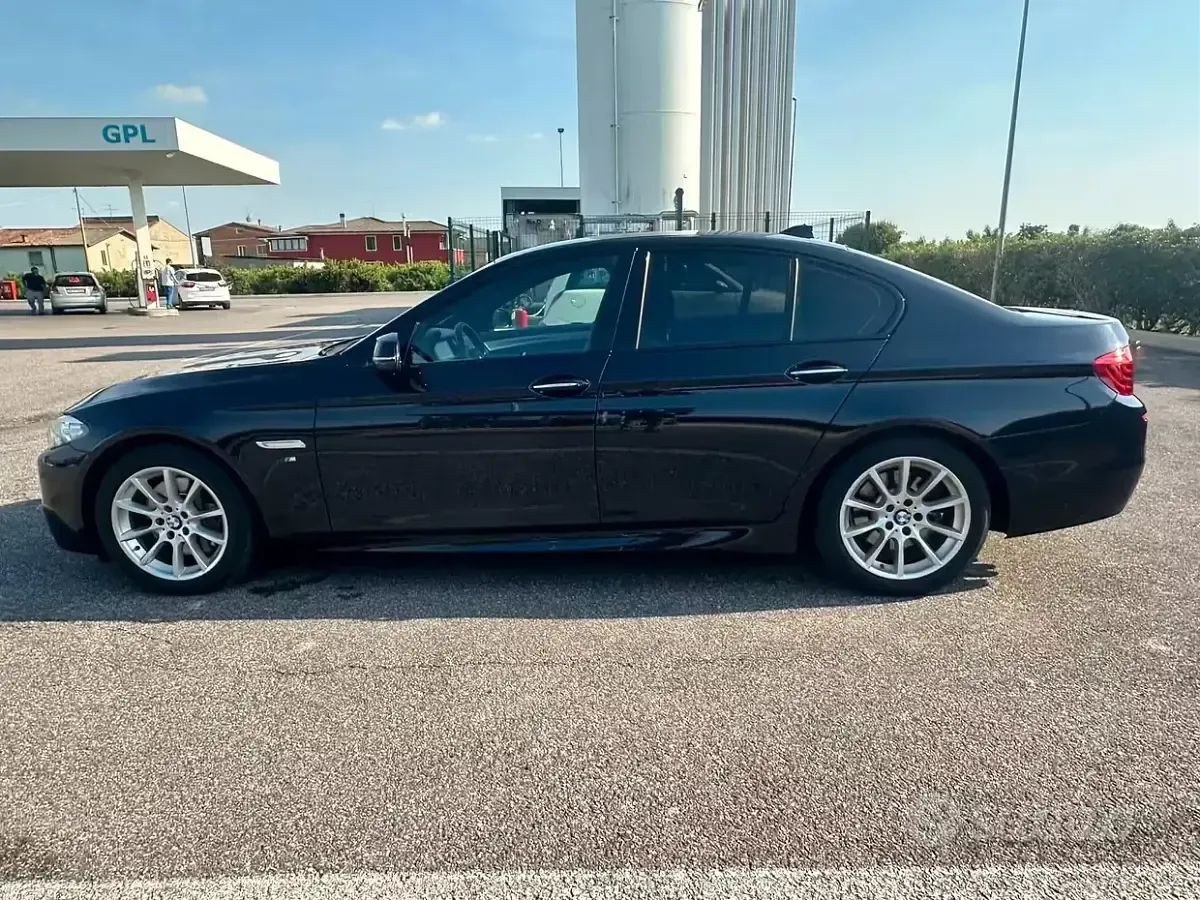 Usata BMW 525 M Sport 218 CV (160 kW) 2016 Nero Berlina
