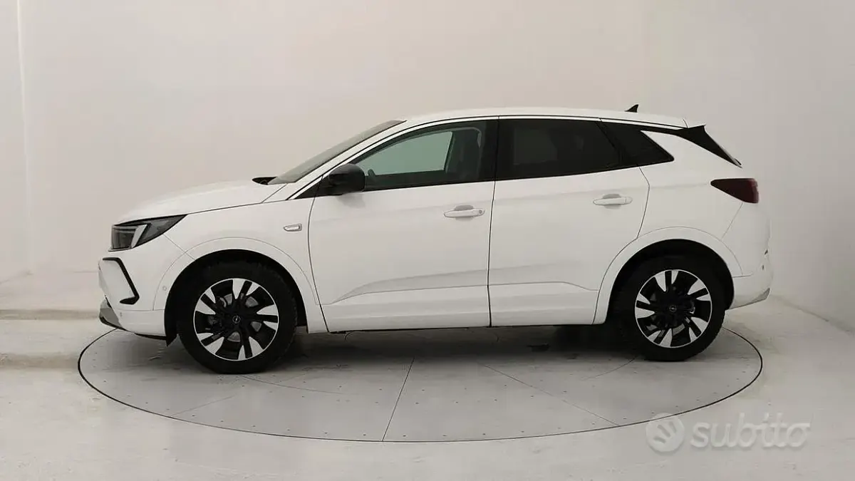 Usata Opel Grandland X S 131 CV (96 kW) 2023 Bianco SUV