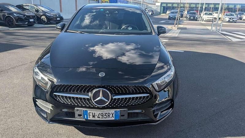 Usata Mercedes A180 AMG line 116 CV (85 kW) 2019 Berlina