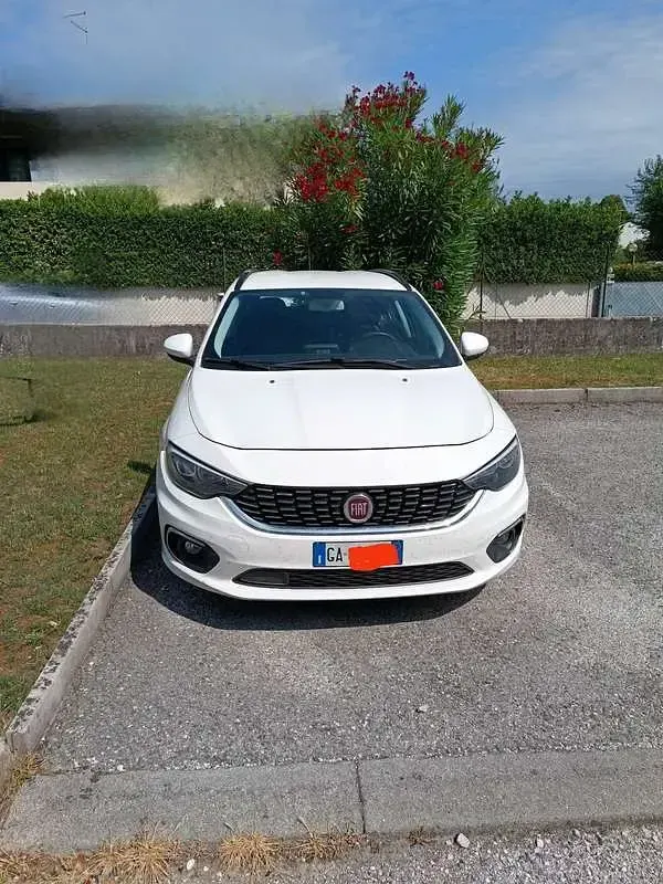 Usata Fiat Tipo S 120 CV (88 kW) 2020 Bianco Station wagon