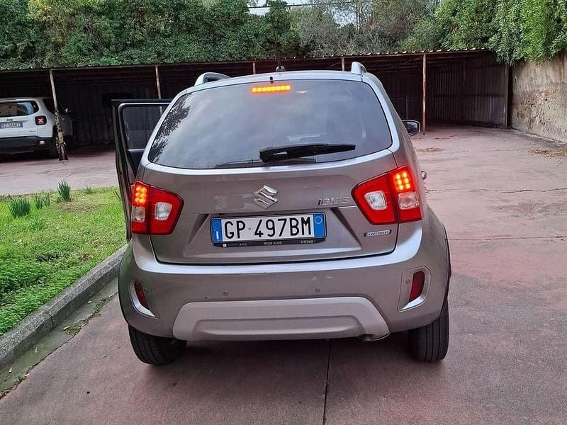 Usata Suzuki Ignis 83 CV (61 kW) 2023 Argento Utilitaria