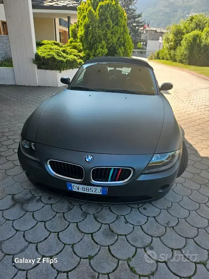 Usata BMW Z4 150 CV (110 kW) 2005 Grigio Cabrio