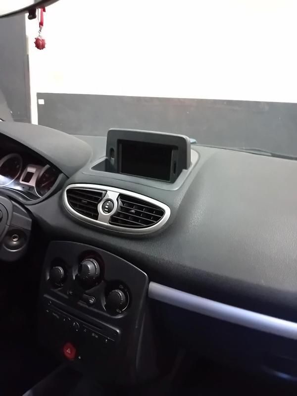 Usata Renault Clio IV Dynamique 75 CV (55 kW) 2012 Nero Berlina