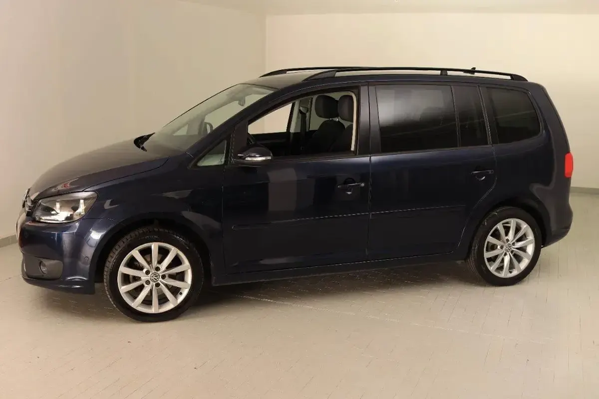 Begagnad VW Touran Comfortline 105 HK (77 kW) 2015 Other Minibuss