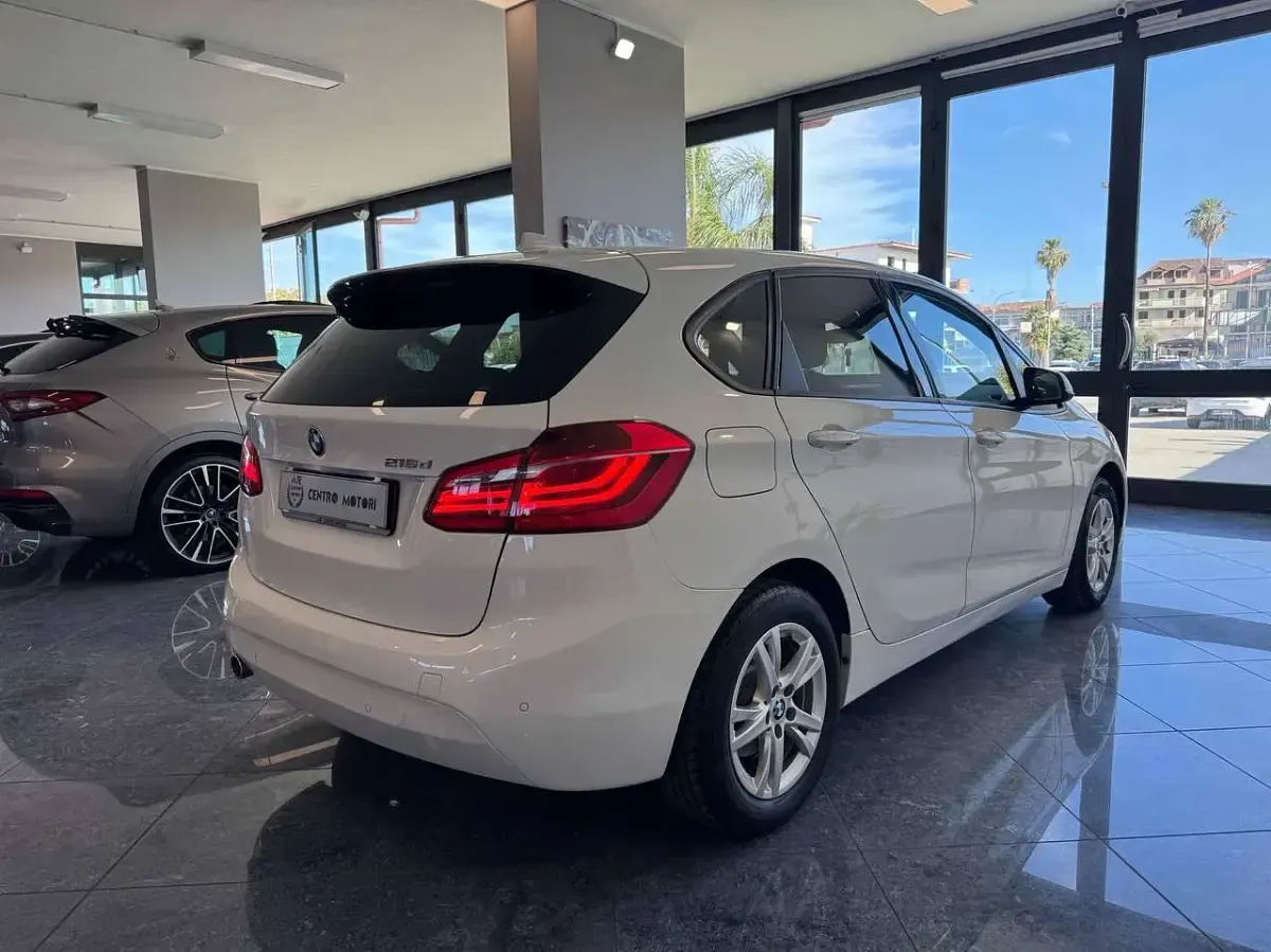 Usata BMW 216 Active Tourer Sport Line 116 CV (85 kW) 2015 Bianco pastello Monovolume