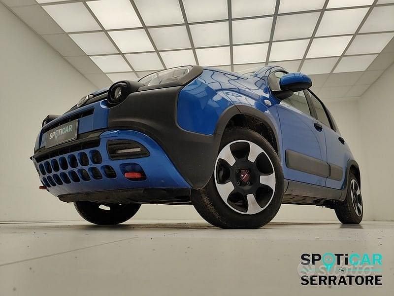 Usata Fiat Panda Cross Cross 69 CV (50 kW) 2024 Blu Utilitaria