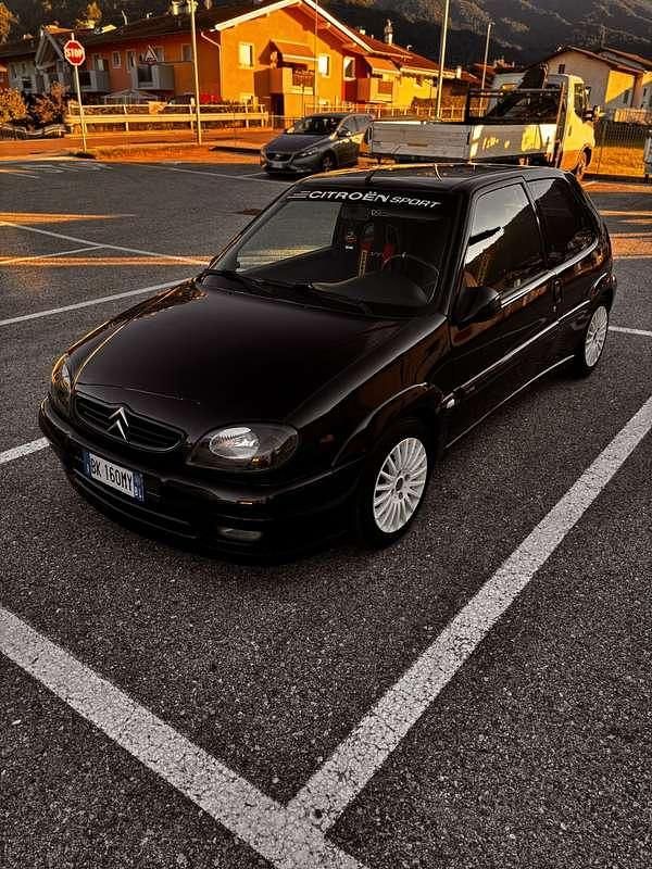 Usata Citroën Saxo 75 CV (55 kW) 2001 Utilitaria