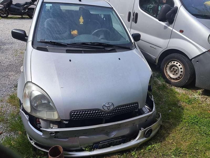 Occasion Toyota Yaris Luna 86 ch (63 kW) 2003 Berline