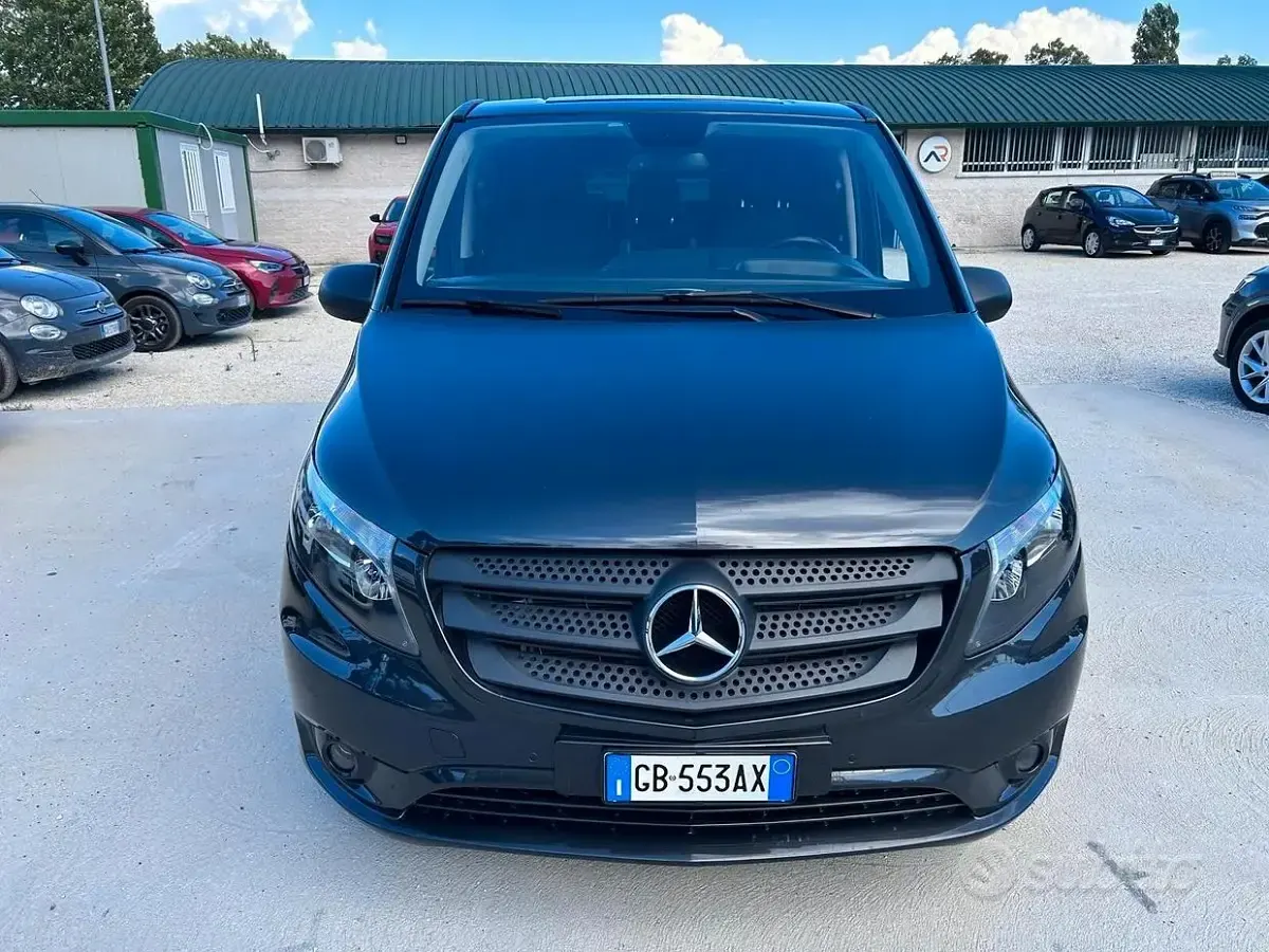 Usata Mercedes Vito 163 CV (119 kW) 2020 Grigio Furgone