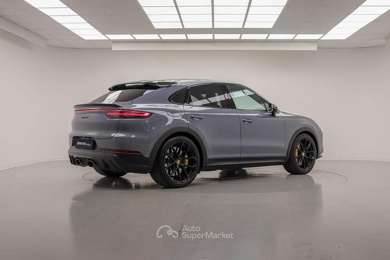 Usata Porsche Cayenne Turbo GT 640 CV (470 kW) 2022 Gray SUV