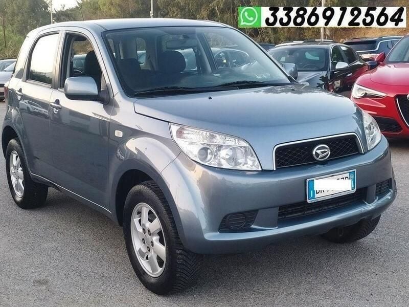 Usata Daihatsu Terios 105 CV (77 kW) 2008 Grigio SUV