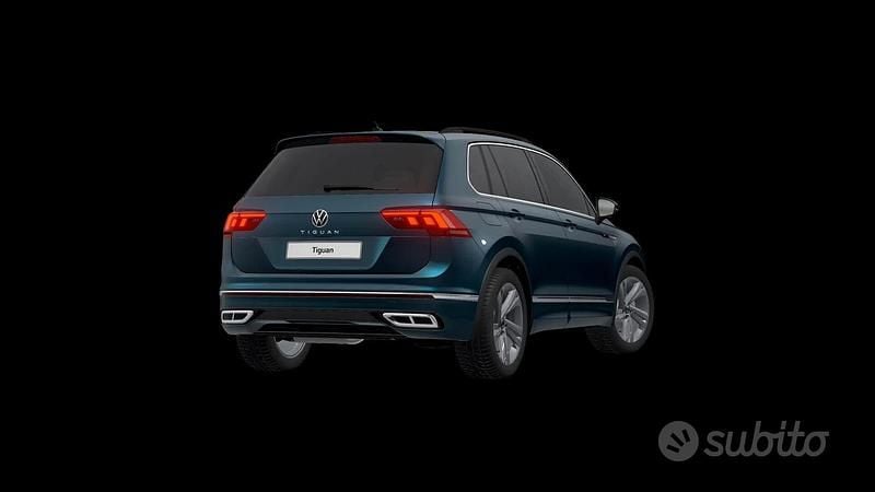 Usata VW Tiguan R-line 150 CV (110 kW) 2023 Blu SUV