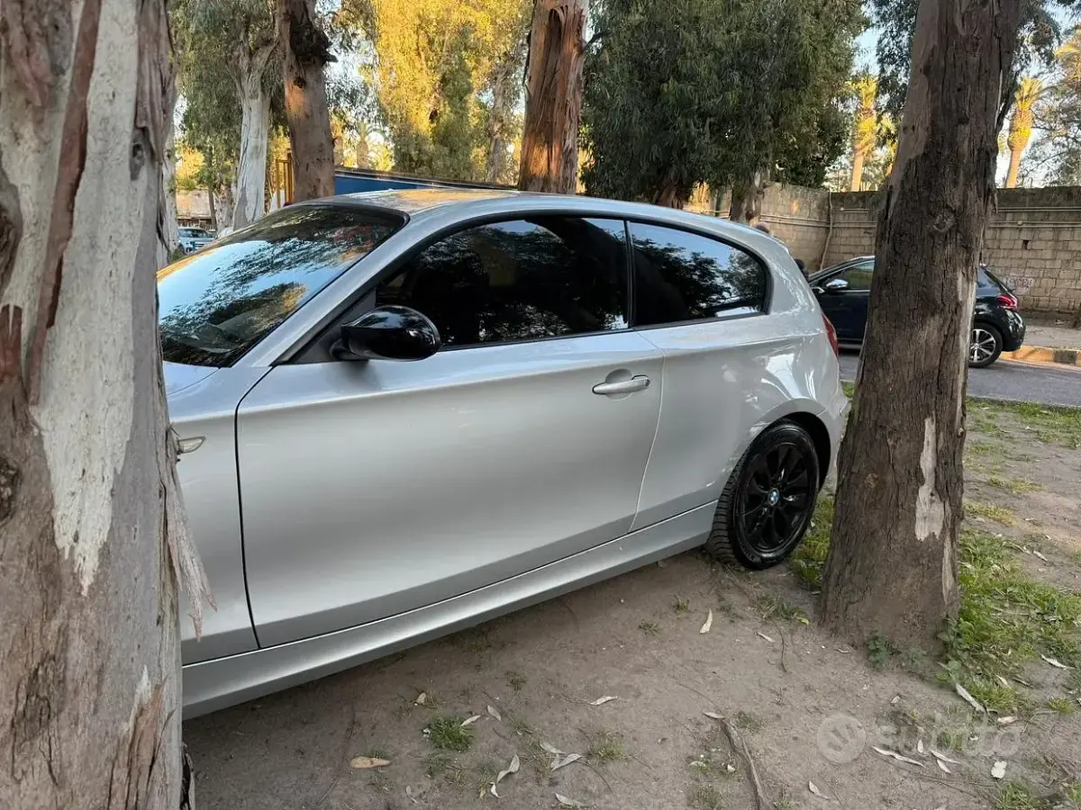 Usata BMW 118 Sport Line 2008 Grigio Utilitaria