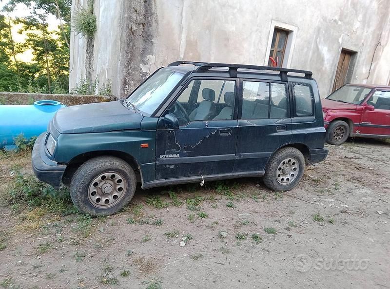 Usata Suzuki Vitara 54 CV (39 kW) 2022 SUV