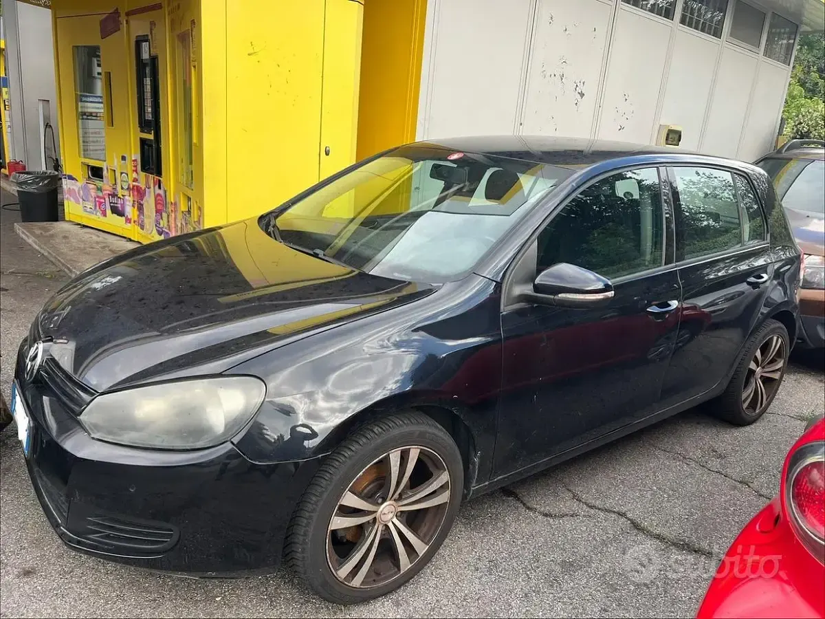 Usata VW Golf VI 105 CV (77 kW) 2009 Nero Utilitaria