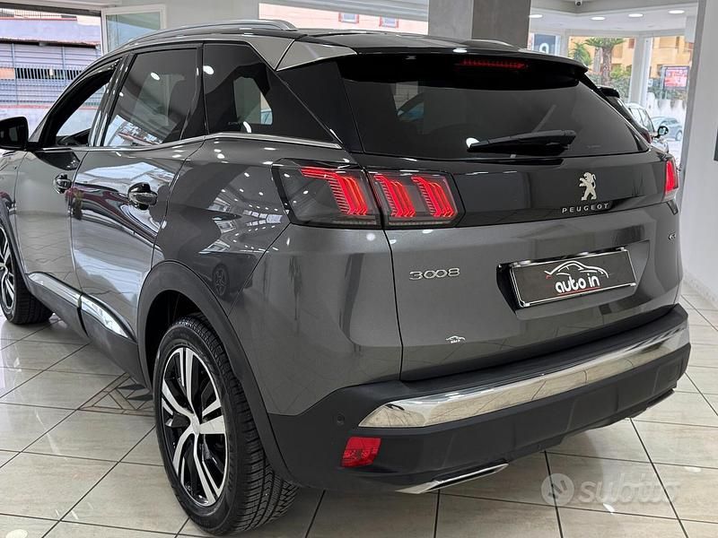 Usata Peugeot 3008 GT 130 CV (95 kW) 2021 Grigio SUV