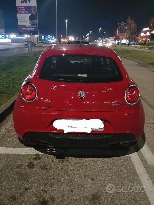 Usata Alfa Romeo MiTo 120 CV (88 kW) 2017 Rosso Utilitaria