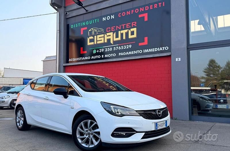Usata Opel Astra Ultimate 122 CV (89 kW) 2021 Bianco Berlina