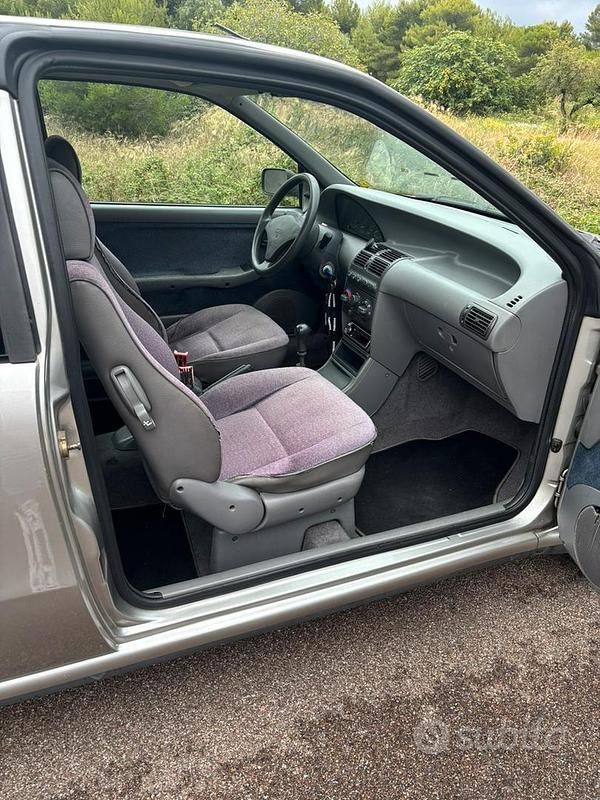 Usata Fiat Punto 73 CV (53 kW) 1995 Berlina