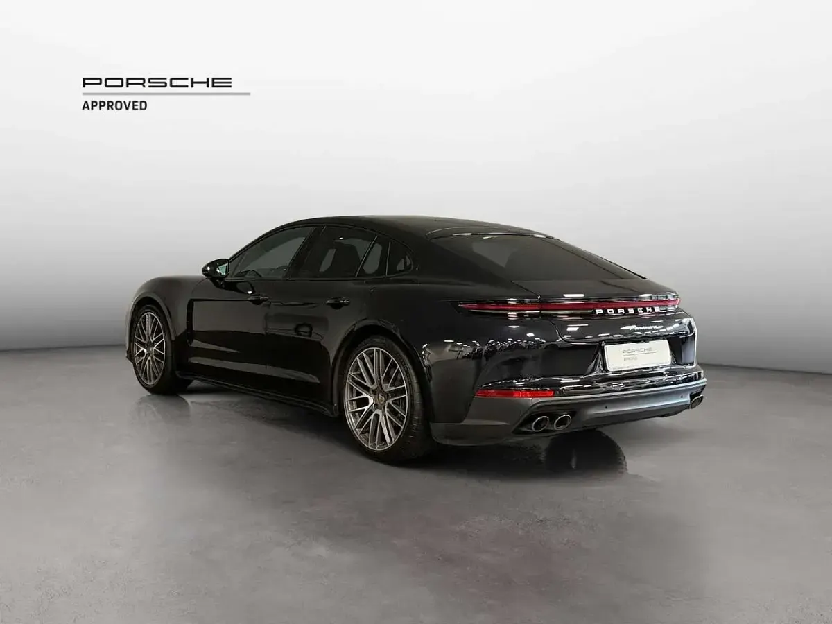 Usata Porsche Panamera 354 CV (260 kW) 2024 Nero jet Utilitaria