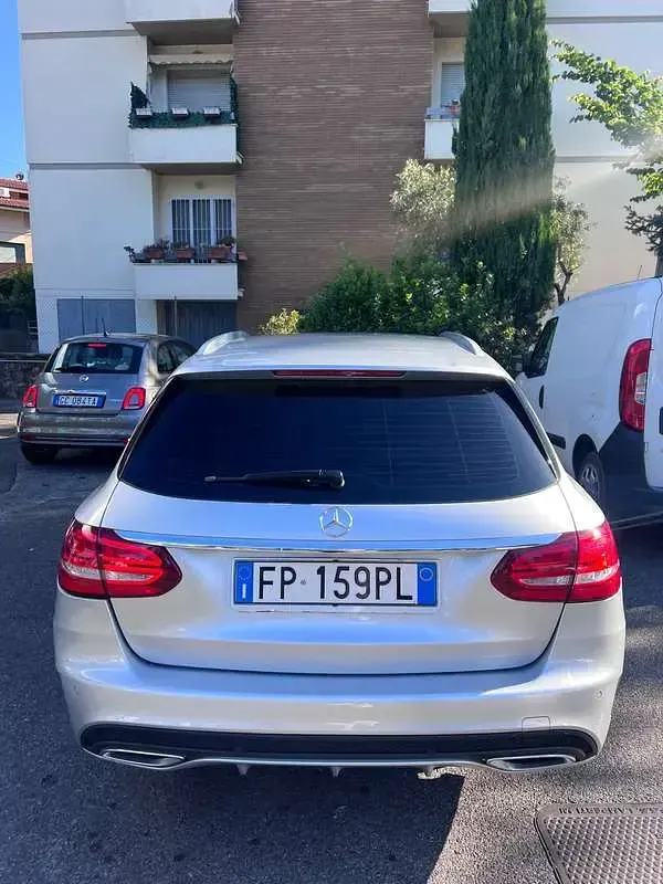 Usata Mercedes C220 AMG 194 CV (142 kW) 2018 Grigio Station wagon