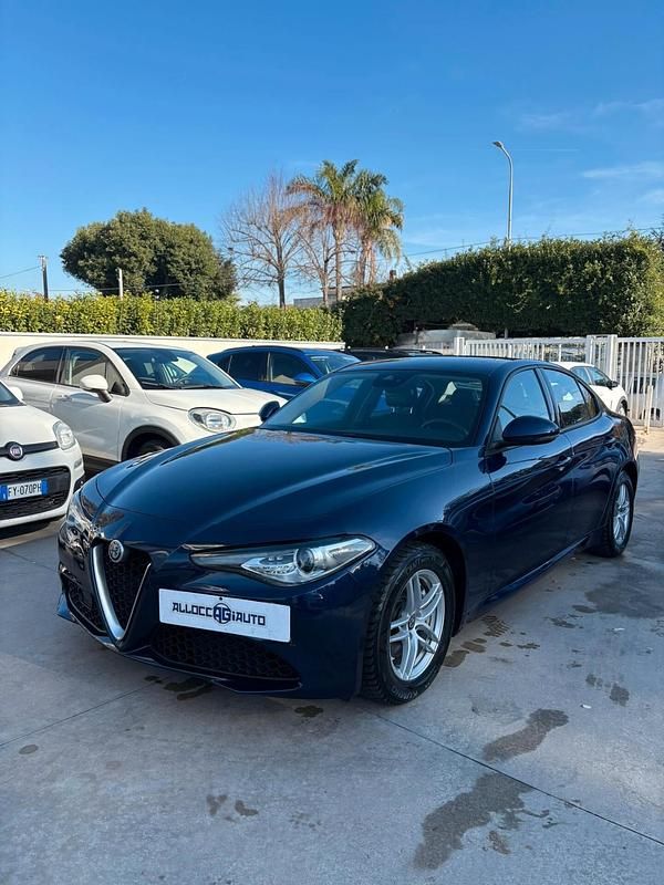 Usata Alfa Romeo Giulia Business 160 CV (117 kW) 2020 Blu Berlina